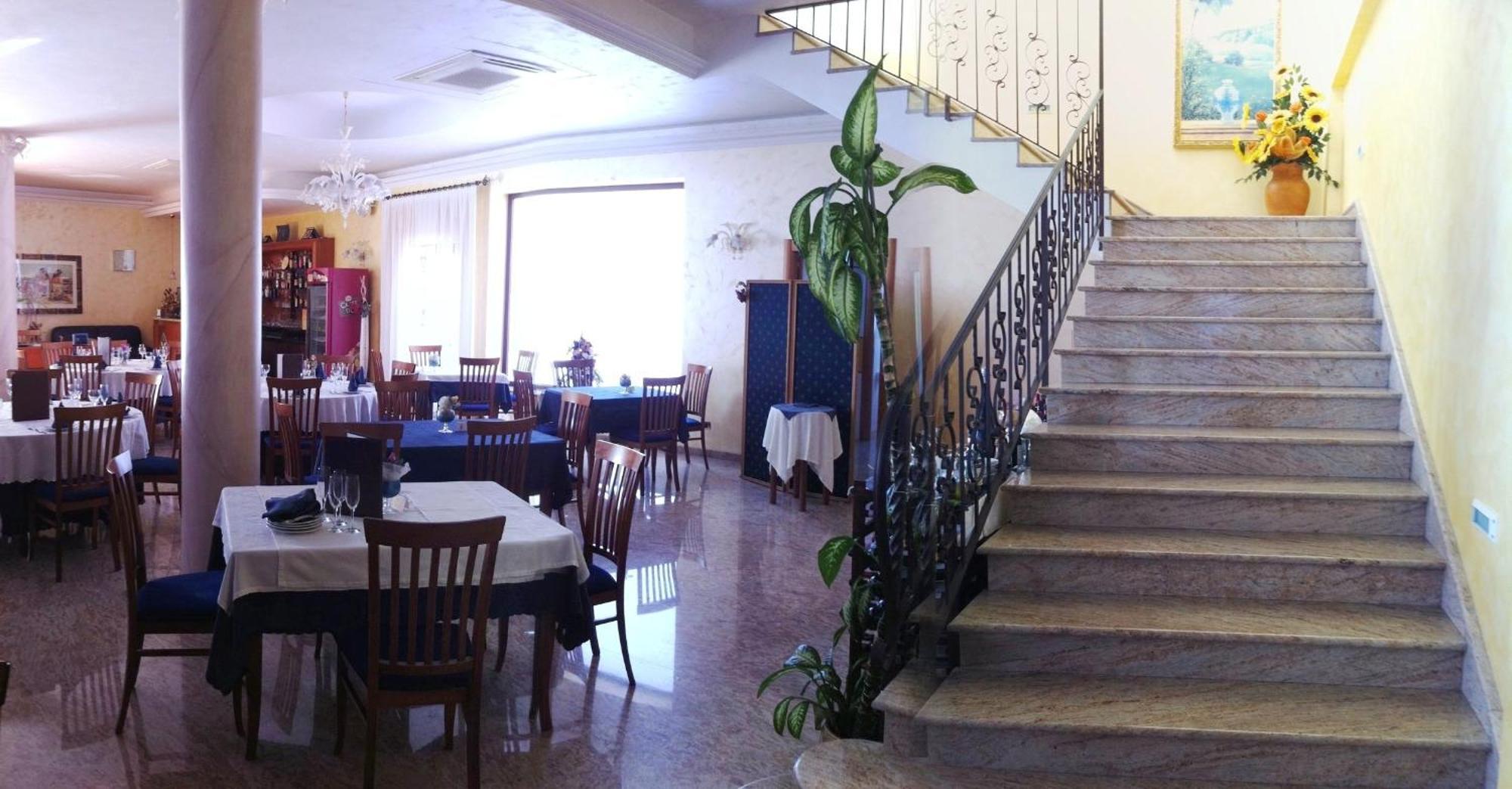 Hotel Ristorante Cordial Comiso Eksteriør billede